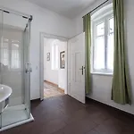 Domitian 2 Апартаменты *