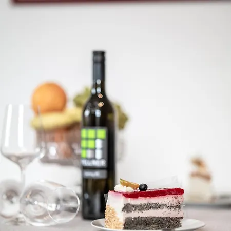 Domitian 2 شقة ميلستاف