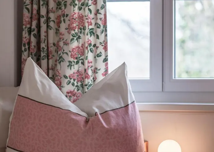 Domitian 2 Apartment